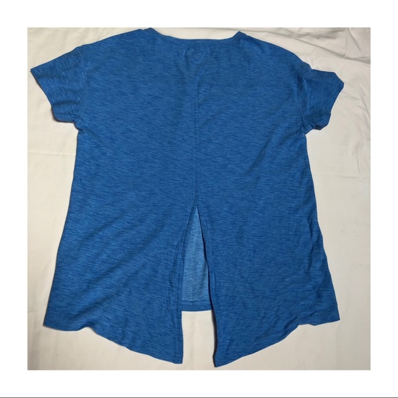 Old Navy Breathe ON Tie-Back Scoop Neck Top - Picture 5 of 6